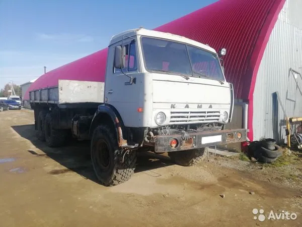 Бортовой грузовик КамАЗ 43118