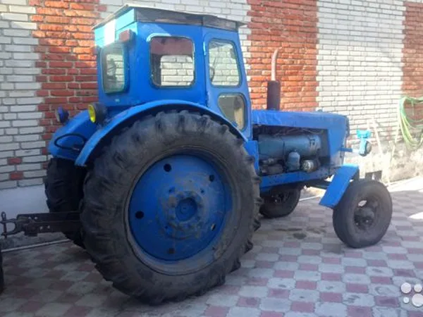 Трактор ЛТЗ Т-40ам