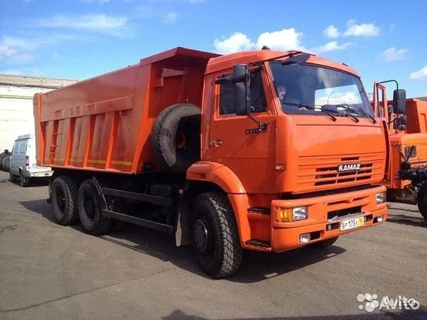 Самосвал КамАЗ 6520