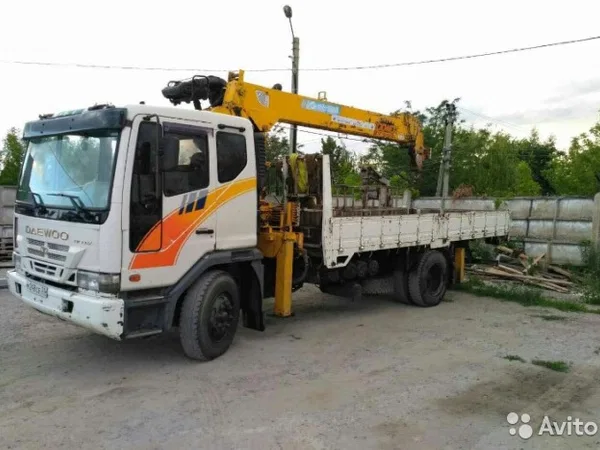 Бортовой грузовик с КМУ Daewoo