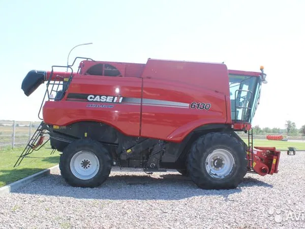 Зерноуборочный комбайн Case IH 6130 Axial-Flow