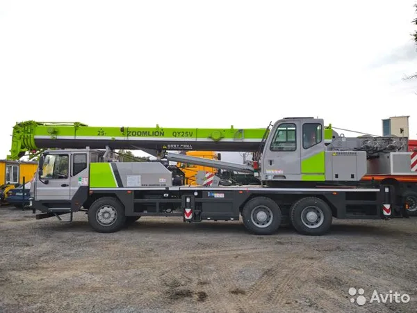 Автокран Zoomlion QY25V