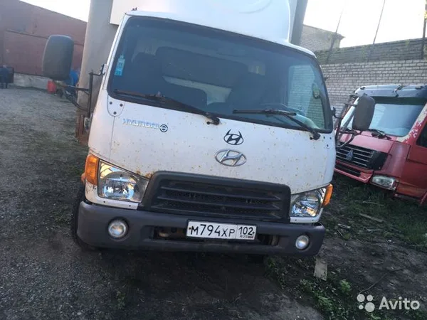 Тентованный автомобиль Hyundai HD72