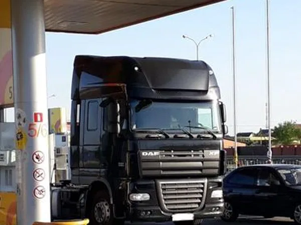 Седельный тягач Daf 105 460