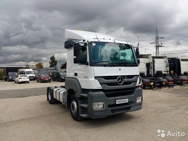 Седельный тягач Mercedes-Benz Axor