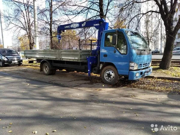 Бортовой грузовик с КМУ ISUZU NQR75