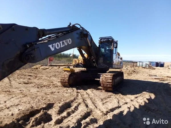 Гусеничный экскаватор Volvo EC480