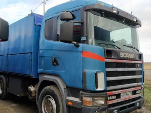 Зерновоз Scania R144