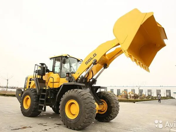 Фронтальный погрузчик SDLG L975F