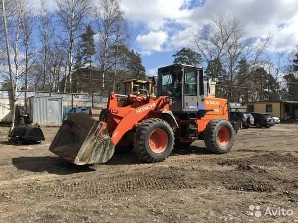 Фронтальный погрузчик Hitachi LX110-7