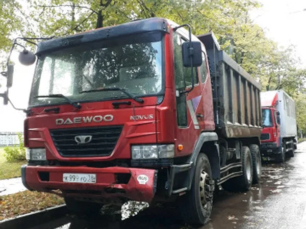 Самосвал Daewoo Novus