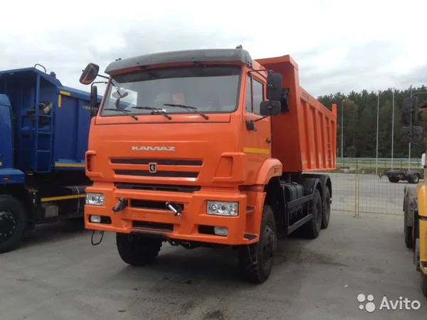 Самосвал КамАЗ 6522-6011-53