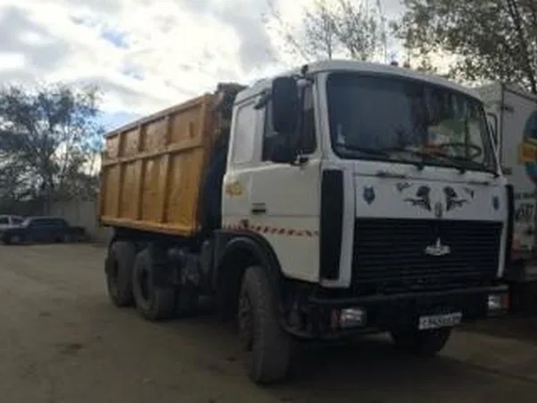 Самосвал МАЗ 551605-230-024