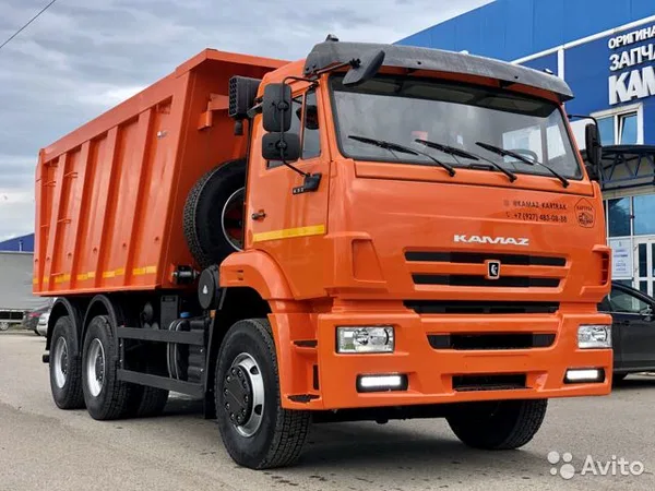 Самосвал КамАЗ 6520