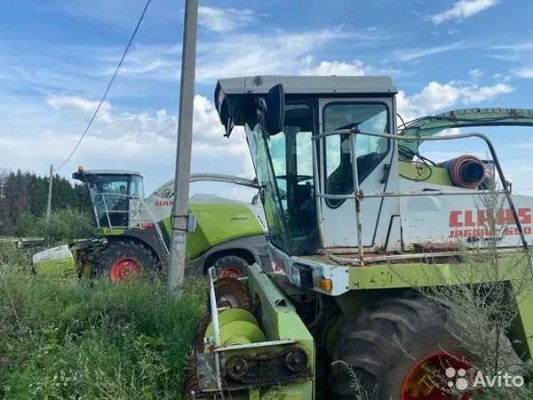 Кормоуборочный комбайн Claas Jaguar 690