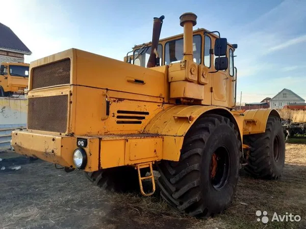 Трактор Кировец К-700