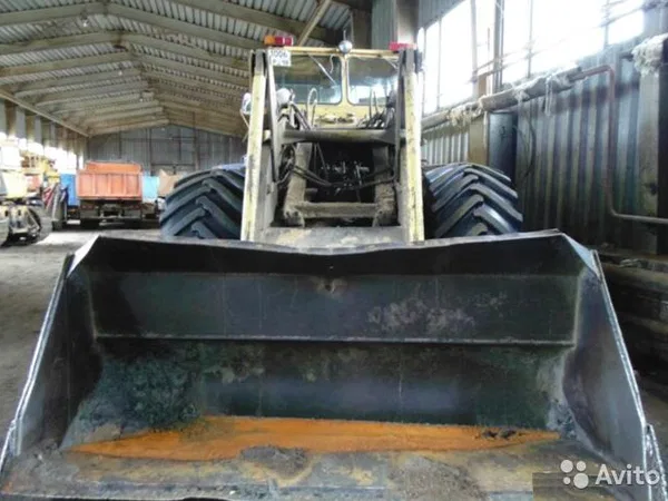 Фронтальный погрузчик Кировец К-700