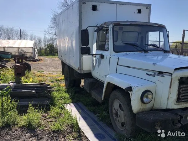 Грузовой фургон ГАЗ 3309
