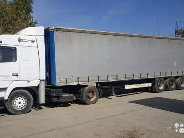 Тентованный полуприцеп Krone SD27