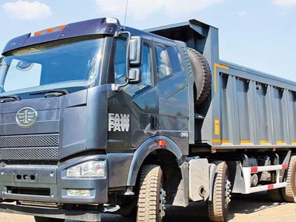 Самосвал FAW J6