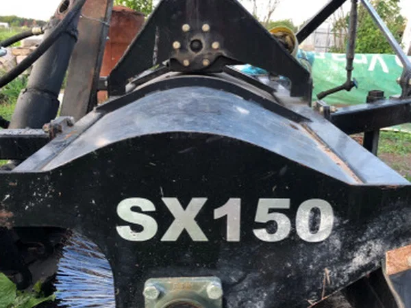 Коммунальная щетка DongFeng SX-150