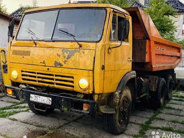 Самосвал КамАЗ
