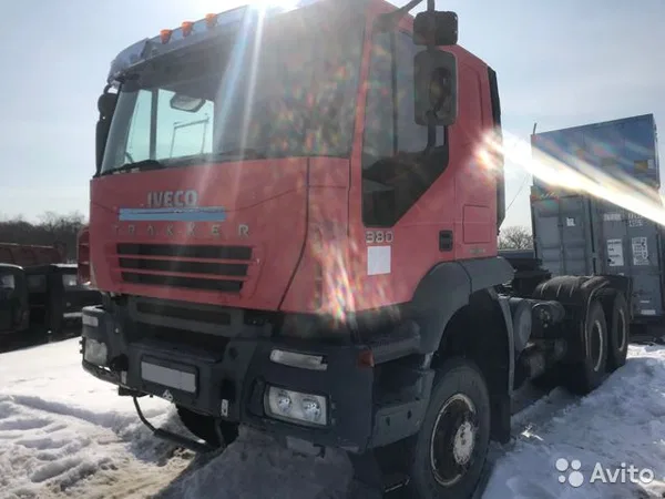 Седельный тягач Iveco Trakker