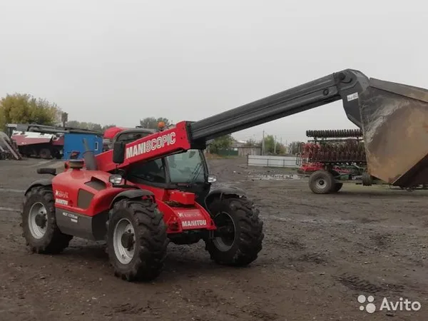 Телескопический погрузчик Manitou