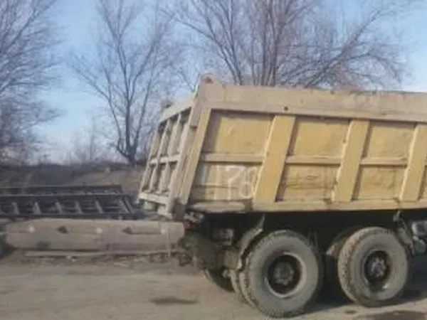 Самосвал МАЗ 5516