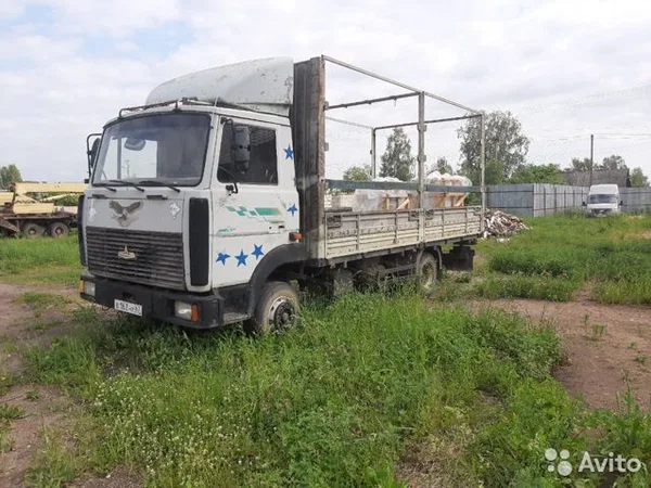 Тентованный грузовик МАЗ 4370 Зубренок