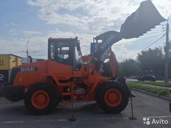 Фронтальный погрузчик Doosan DISD SD200