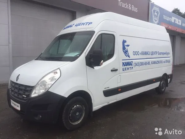 Цельнометаллический фургон Renault Master