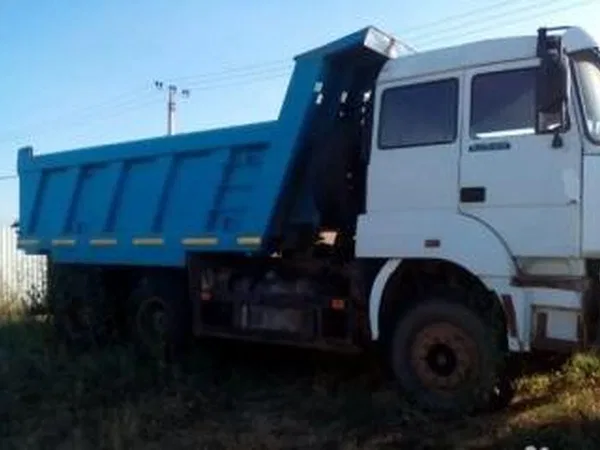Самосвал УРАЛ 63685