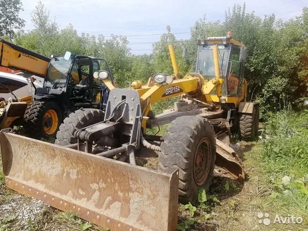 Автогрейдер XCMG GR215A