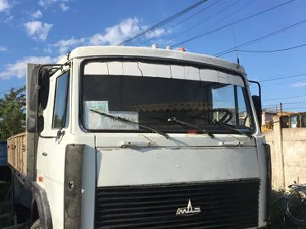Бортовой грузовик МАЗ 5336