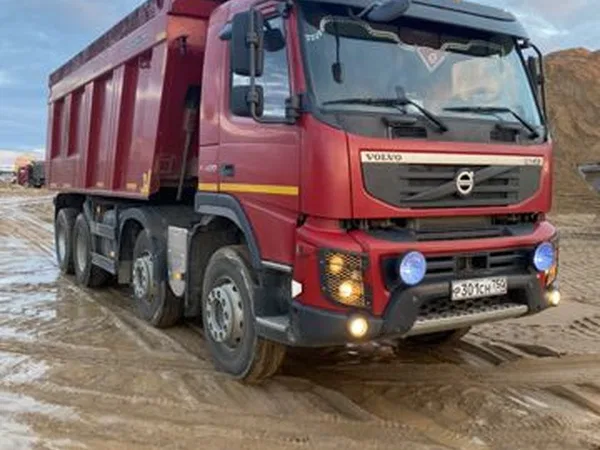 Самосвал Volvo FMX