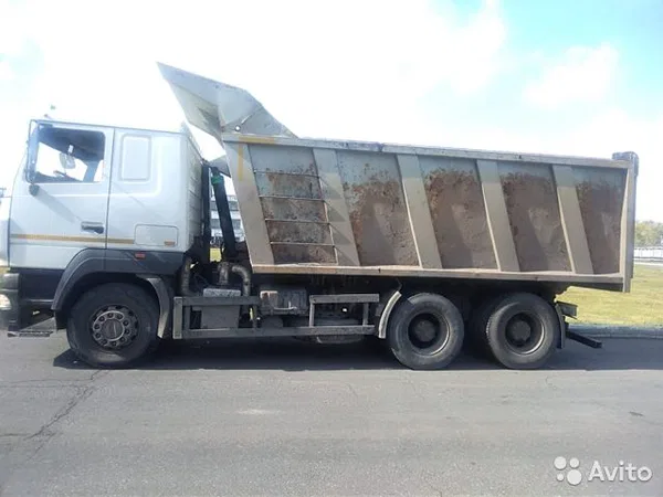 Самосвал МАЗ 6501Р9
