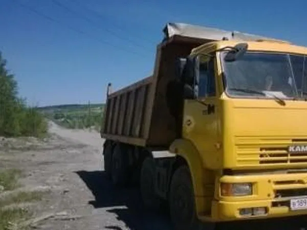 Самосвал КамАЗ 65201