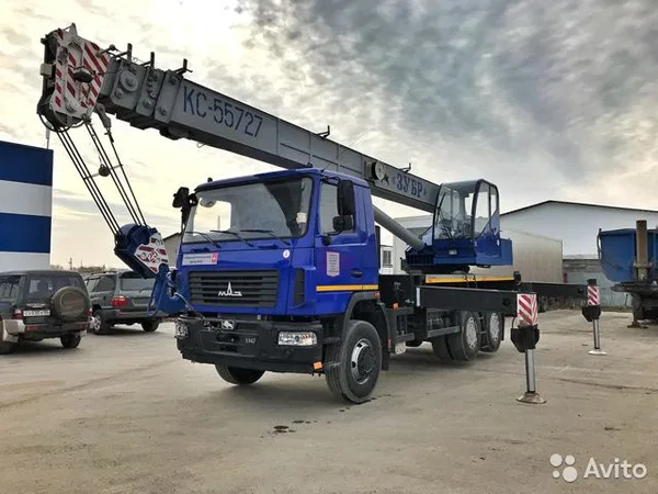 Автокран ЗУБР КС-55727-С-12 на шасси МАЗ 6312С3-529-010