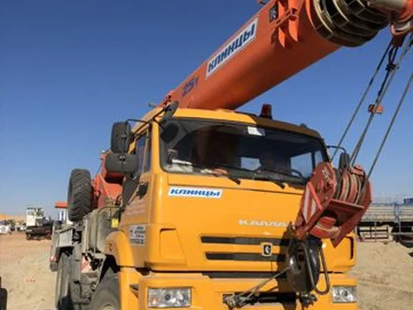 Автокран Клинцы КС-55713-5К-4 на шасси КамАЗ 43118