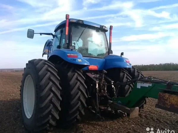Трактор New Holland