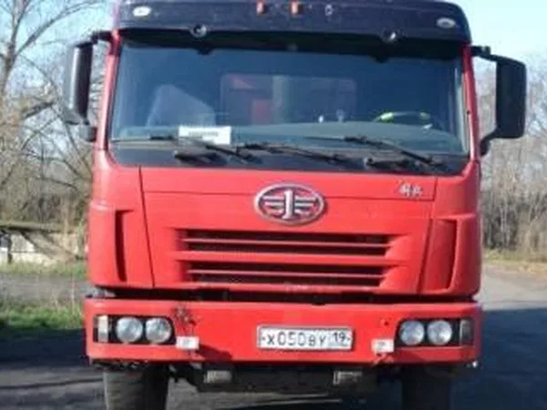 Самосвал FAW CA3252