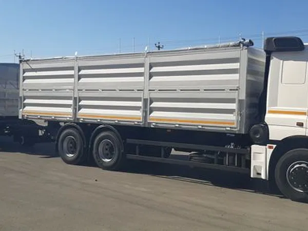 Зерновоз КамАЗ 65207