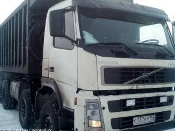 Самосвал Volvo FM 12