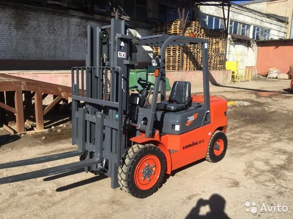 Вилочный погрузчик Lonking FD30Т