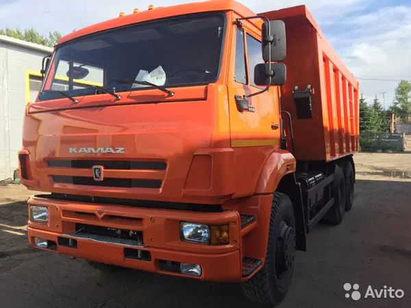 Самосвал КамАЗ 6520