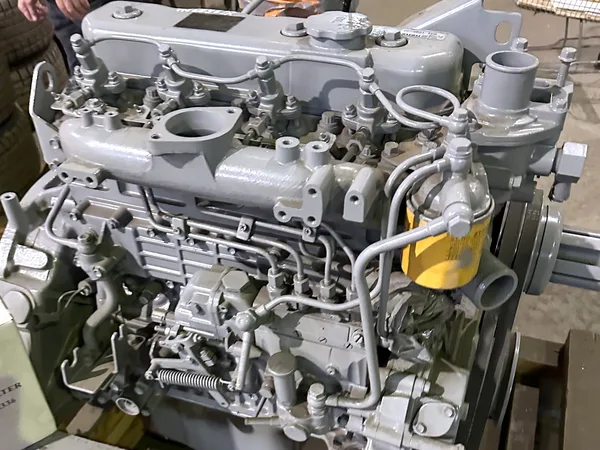 Двигатель ISUZU 4BG1-TCG, оригинал (торг)
