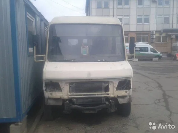 Автобус Mercedes-Benz Vario