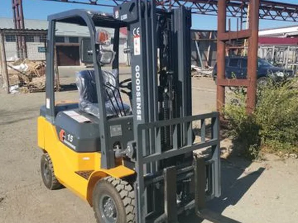 Вилочный погрузчик GoodSense FD15G-Х1