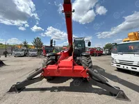 Телескопический погрузчик Yugong TR4018 4WD крабовый ход гп 4 тонны высота 18м с ковшом 2,2м3
